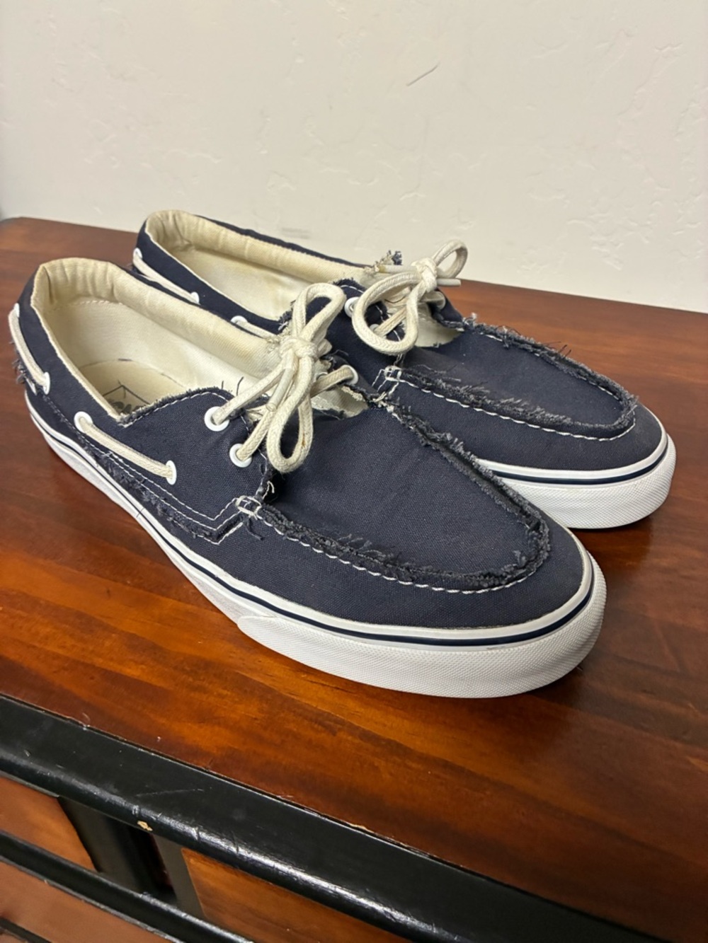 Van’s boat shoes - navy - men’s 13